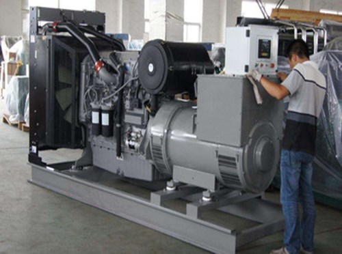 隆阳柴油发电机空气滤清器堵塞会对发电机组产生哪些影响？