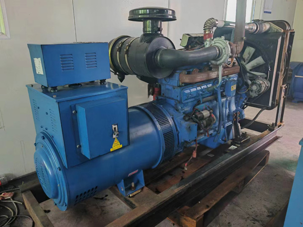 隆阳100kW柴油发电机组使用多级机油有哪些优缺点？