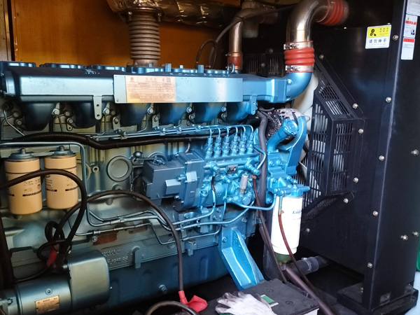 隆阳磷酸铁锂蓄电池的使用寿命与哪些因素有关？